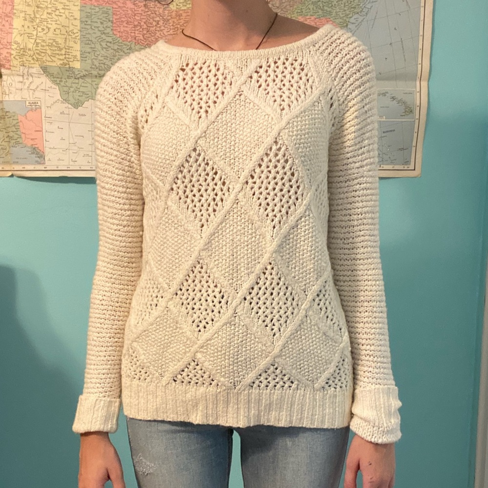 American eagle cream knit sweater